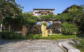 Riverside Retreat Hotel